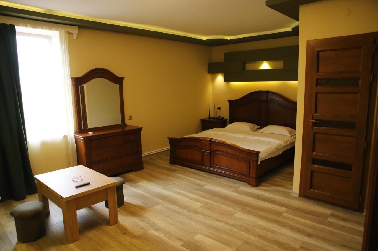 Hotel Gold Gümrü Dış mekan fotoğraf