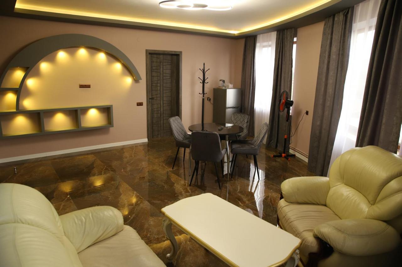 Hotel Gold Gümrü Dış mekan fotoğraf
