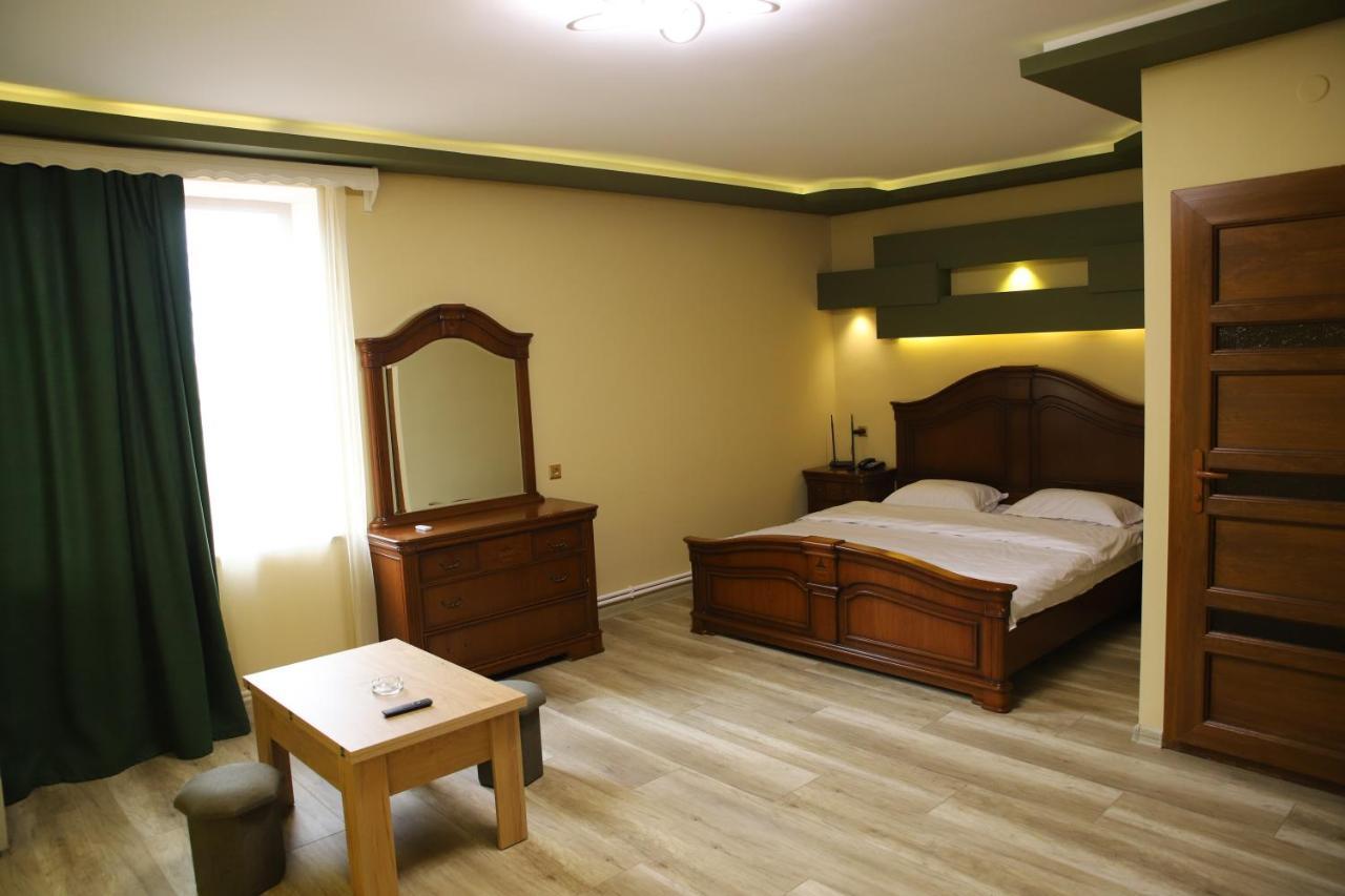 Hotel Gold Gümrü Dış mekan fotoğraf