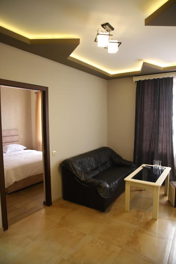 Hotel Gold Gümrü Dış mekan fotoğraf